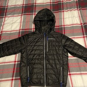 Vineyard vine jacket